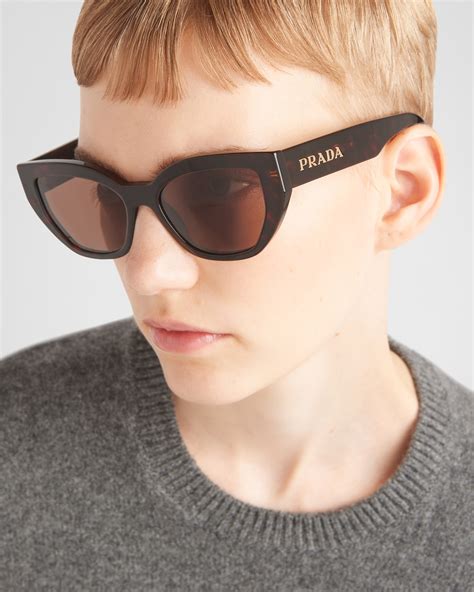prada sunglasses polarised